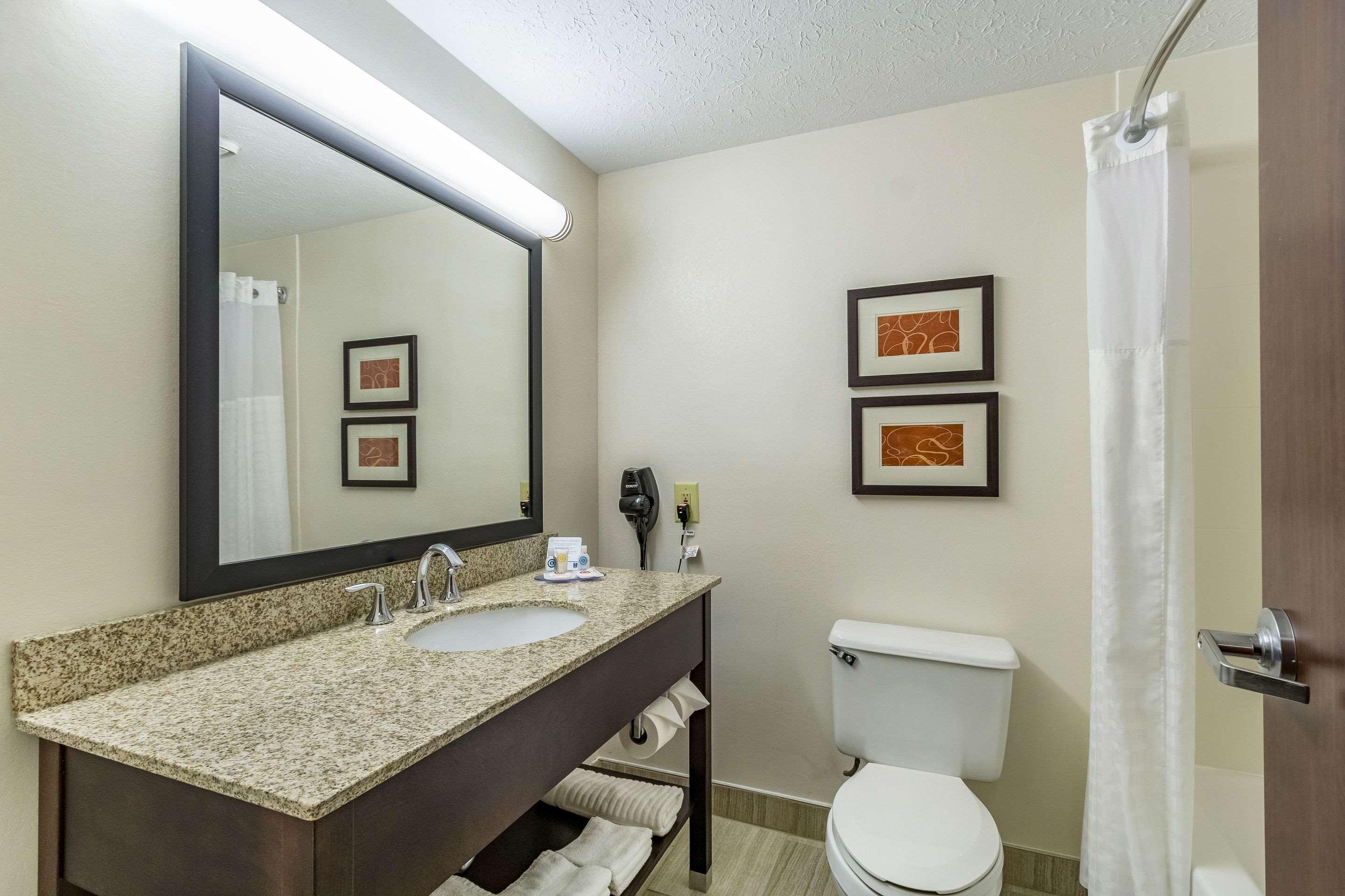 Comfort Inn Independence Exterior photo